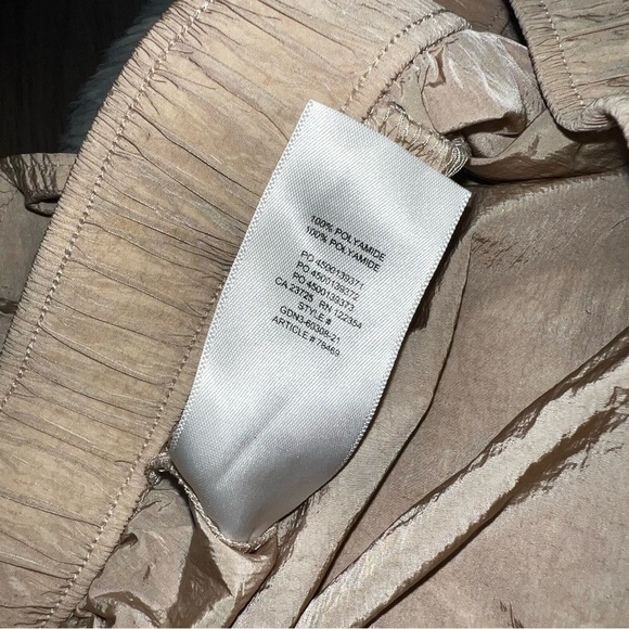 TNA Loose Shorts - Picture 3 of 4